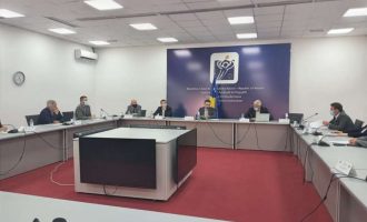 KQZ: Komisionerët dhe vëzhguesit duhet të jenë të vaksinuar