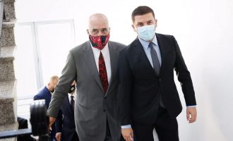 Krasniqi pas takimit me Ramën: Është i rëndësishëm thellimi i bashkëpunimit me Shqipërinë
