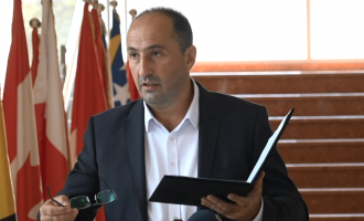 Reagon Aliu pas dyshimeve për keqpërdorime në shpronësimet e rrugës Kijevë-Zahaq