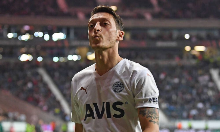 Mesut Ozil shënon gol në garat evropiane pas tre viteve