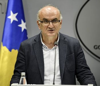 Ramadani: Ka indikatorë që po shkohet drejt stabilizimit të situatës me COVID-19