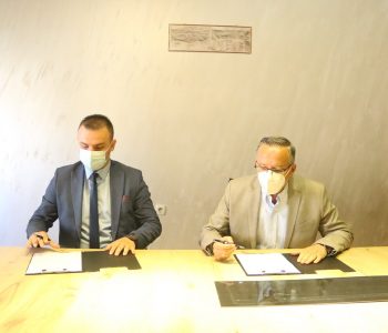 PDK dhe AKR nënshkruajnë koalicion në zgjedhjet komunale