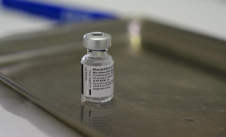 Polonia do t’i dhurojë Kosovës 100 mijë doza të vaksinës “Pfizer”