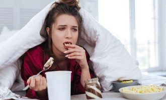 Si të mos shtoni në peshë prej stresit