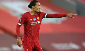 100 ndeshje me Liverpoolin për “murin hoalndez”