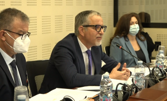 Vitia: Nga 27 shtatori nuk mund të hyhet në lokale pa certifikatë të vaksinimit ose test negativ