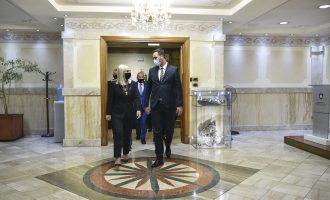 Konjufca takon Nikollën: Jemi një komb e dy shtete