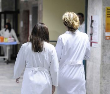 Sindikalistët e shëndetësisë paralajmërojnë protesta për të premten