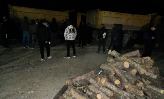 Gjithçka çfarë ndodhi mbrëmë në pikat kufitare Kosovë – Serbi