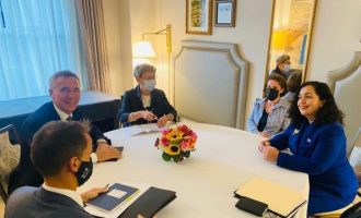 Osmani dhe sekretari i NATO-s flasin për zhvillimet në veri