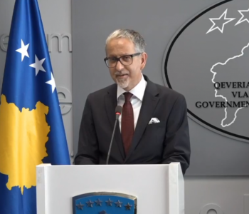 Vitia thërret konferencë për media, pritet të dorëhiqet