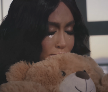 Dafina Zeqiri iu reagon ashpër Albi Nakos dhe Erjona Rusit për bullizimin e vajzës 8 vjeçare