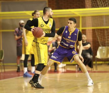 Superliga rikthehet në mesjavë me disa ndeshje derbi