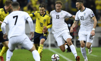 Kosova “gjunjëzohet” në Suedi