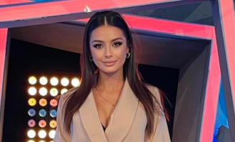 Kështu dukej Ana Kauri kur ishte bionde dhe pa ndërhyrje