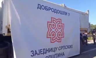 Veriu i Kosovës: Kamioni me mbishkrimin kontravers largohet i fundit