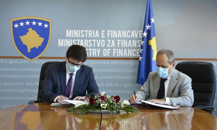 Kosova nënshkruan marrëveshje 47 milionëshe për reformën e sistemit të ndihmës sociale