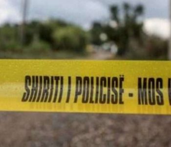 Gjendet një person i vdekur në korridorin e një ndërtese