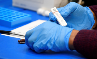 Një raport thotë se Britania e Madhe dështoi në fillim të pandemisë