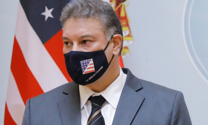 Ambasada e SHBA-së: Gabriel Escobar po punon në dialogun Kosovë-Serbi