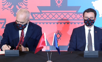 Përfundon mbledhja, nënshkruhen marrëveshjet mes Qeverisë së Kosovës dhe Shqipërisë