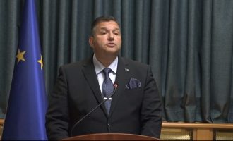 Eurodeputeti gjerman thotë se BE-ja duhet ta mbajë premtimin për vizat