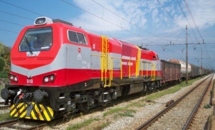 Minxhozi: Hekurudha Kosovë-Shqipëri nis punimet më 2024