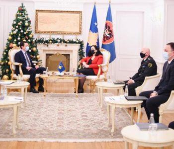 Kurti dhe Osmani presin në takim drejtuesit e institucioneve të sigurisë