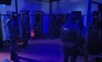 Operacioni në Karaçevë: Dy të arrestuar dhe tri objekte të rrënuara