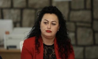 Deputetja e LDK-së: Tezja ime vdiq për shkak të reduktimeve të rrymës, ishte me oksigjenoterapi