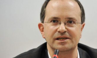 Weber: Qeveria e re gjermane të angazhohet për rifillim serioz të dialogut Kosovë-Serbi