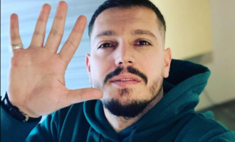 Elgit Doda i dedikon një këngë banorës së Big Brotherit