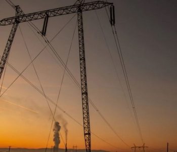 Anketa e “Balkan Green Foundation”: Mbi 80 për qind e qytetarëve konsumojnë mbi 600 kWh rrymë brenda muajit