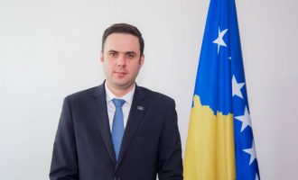 Abdixhiku e quan “teatër politik” arrestimin e Molliqajt