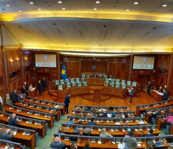 Opozita nis mbledhjen e nënshkrimeve për themelimin e komisionit për hetimin e situatës energjetike