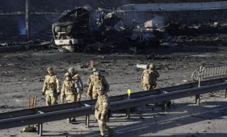 Dita e gjashtë e luftës: 75 përqind e trupave ushtarake ruse janë futur në Ukrainë