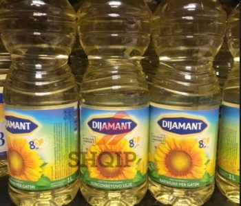 Një rrjet i marketeve rrit çmimin e vajit në 2.29 cent, largon furnizimin me shumicë