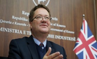 Abbott: I zhgënjyer me mosmiratimin e Kodit Civil nga deputetët e Kuvendit