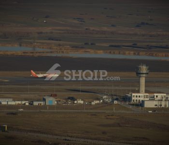 33 milionë euro për pistën që rrezikoi të shkaktonte aksidente të aeroplanëve