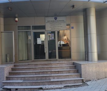 Hapet aplikimi për mbështetje prej 100 euro për punëtorët