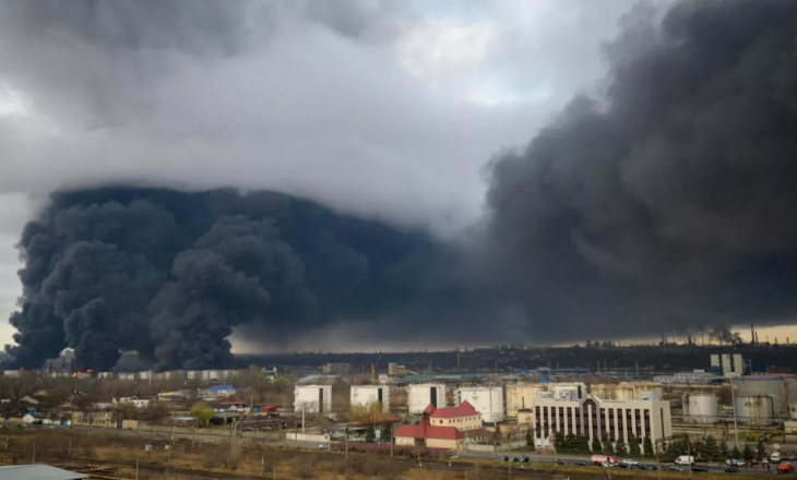 Dita e 76-të e luftës: Goditet me raketa një qendër tregtare në Odesa – ka të vdekur dhe të lënduar