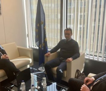 Takohet delegacioni i Kosovës dhe i Serbisë, pritet arritja e marrëveshjes për energjinë
