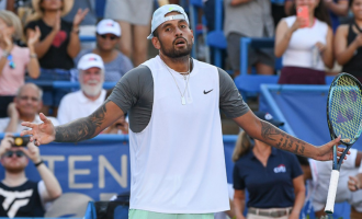 Kyrgios bën histori në Citi Open, triumfon në lojërat teke dhe dyshe