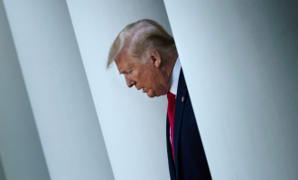 Dy burime i kishin treguar FBI-së se çfarë dokumentesh fshihte Trump dhe ku