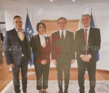 Kurti takoi ‘fshehtas’ politikanin kontravers serb, Boban Bogdanoviq