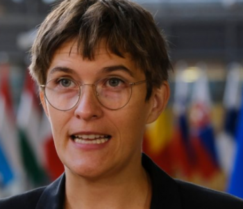 Ministrja gjermane drejton gishtin nga Kosova për tensionet në veri